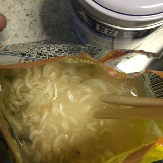 続一人暮らしの器がいらないこれが本当の袋ラーメン